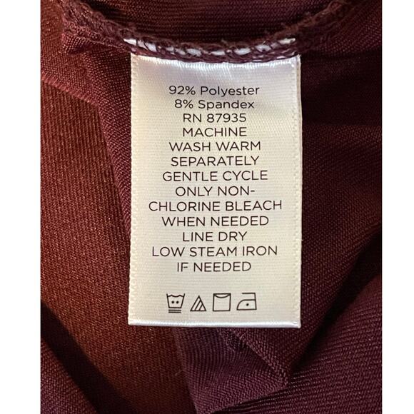 Susan Graver Size Small Wine Essentials Liquid Knit Mock-Neck Tunic Top - Picture 5 of 6